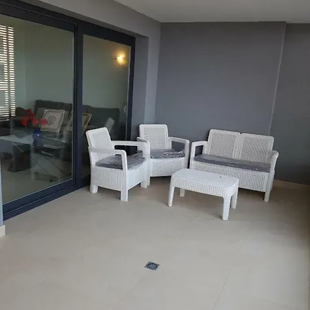 Beach Front Sea View Apartamento *